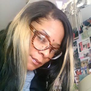 Meet your Posher, Dannyie